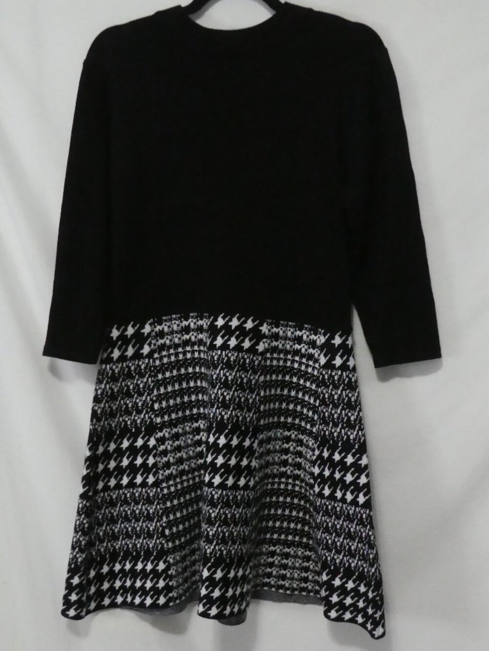 BCX DRESS Black Houndstooth Fit and Flare Knit Dress - Size XL extra large